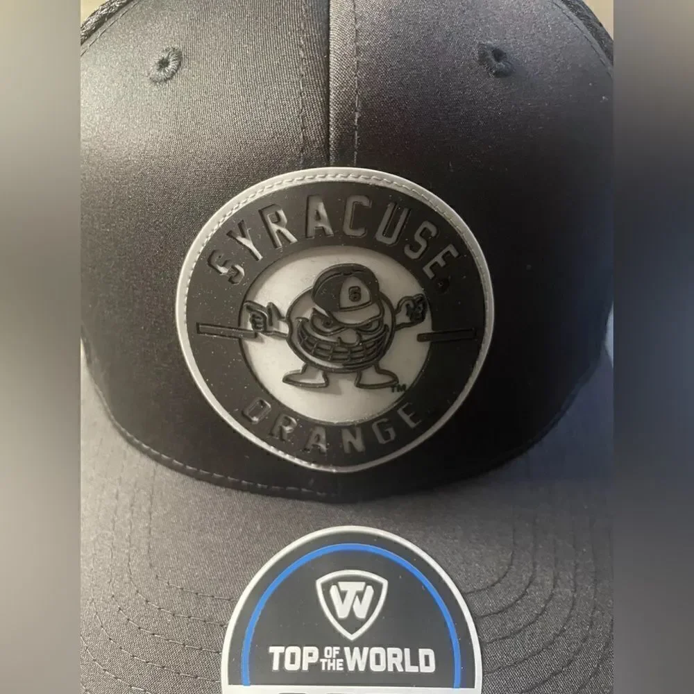 NWT Top of the World Syracuse  Flex Fit Baseball Cap Hat Rubber Logo